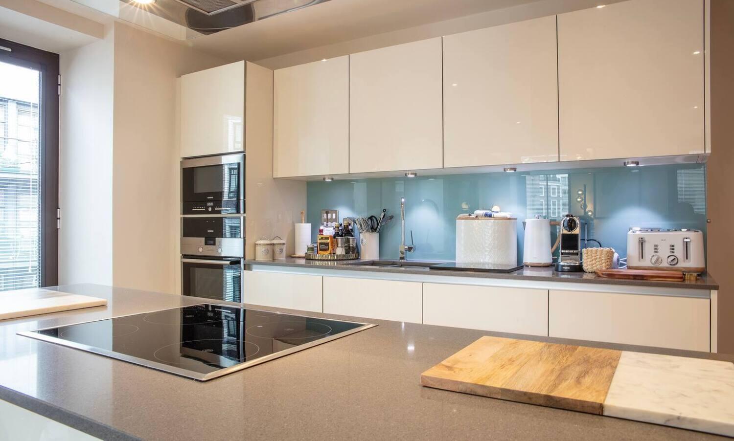 Westminster 2 Bed 2 Bath Apartment Лондон Экстерьер фото