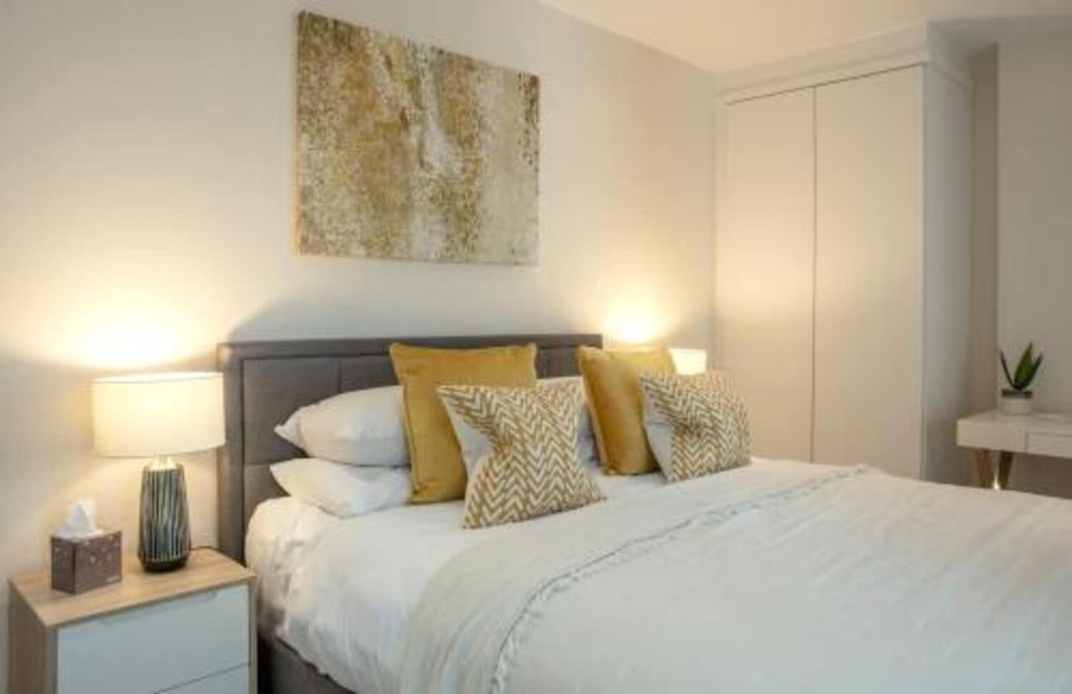 Westminster 2 Bed 2 Bath Apartment Лондон Экстерьер фото